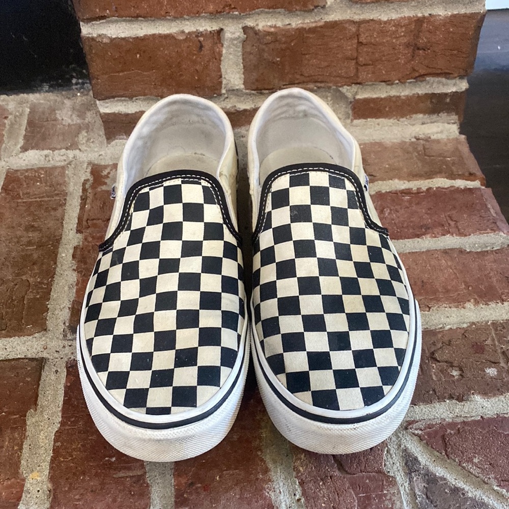 Slip on vans!!
